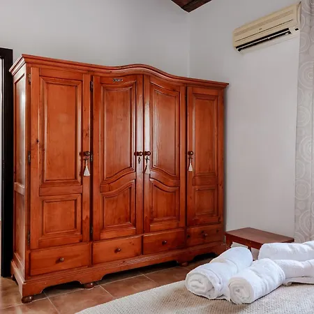 Holiday home Con Piscina, Barbacoa, Aire Acondicionado, Wifi De Alta Velocidad, Cocina Exterior Y Parking