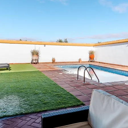 Con Piscina, Barbacoa, Aire Acondicionado, Wifi De Alta Velocidad, Cocina Exterior Y Parking * Cordoba